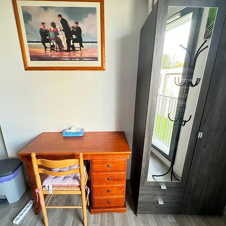 Jolie Chambre A Nanterre Prefecture Proche La Defense Arena Campus Sncf Et Paris エクステリア 写真